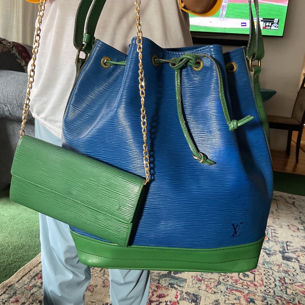 Louis Vuitton Epi Bucket bag and epi wallet bundle
